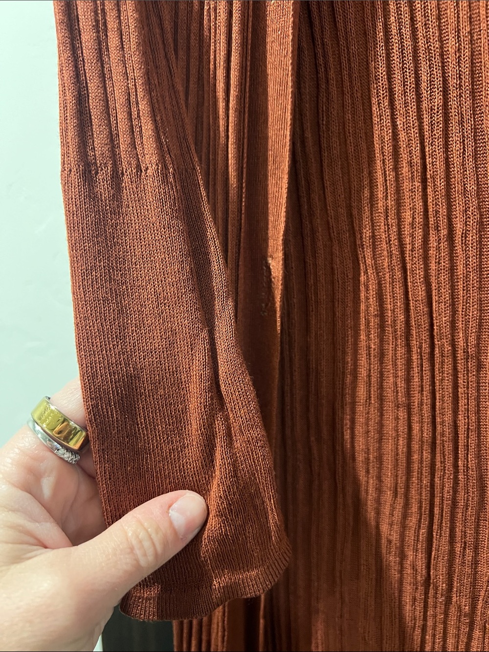 Long Ribbed Button-Front Maxi Cardigan in Rust - Picture 2 of 4